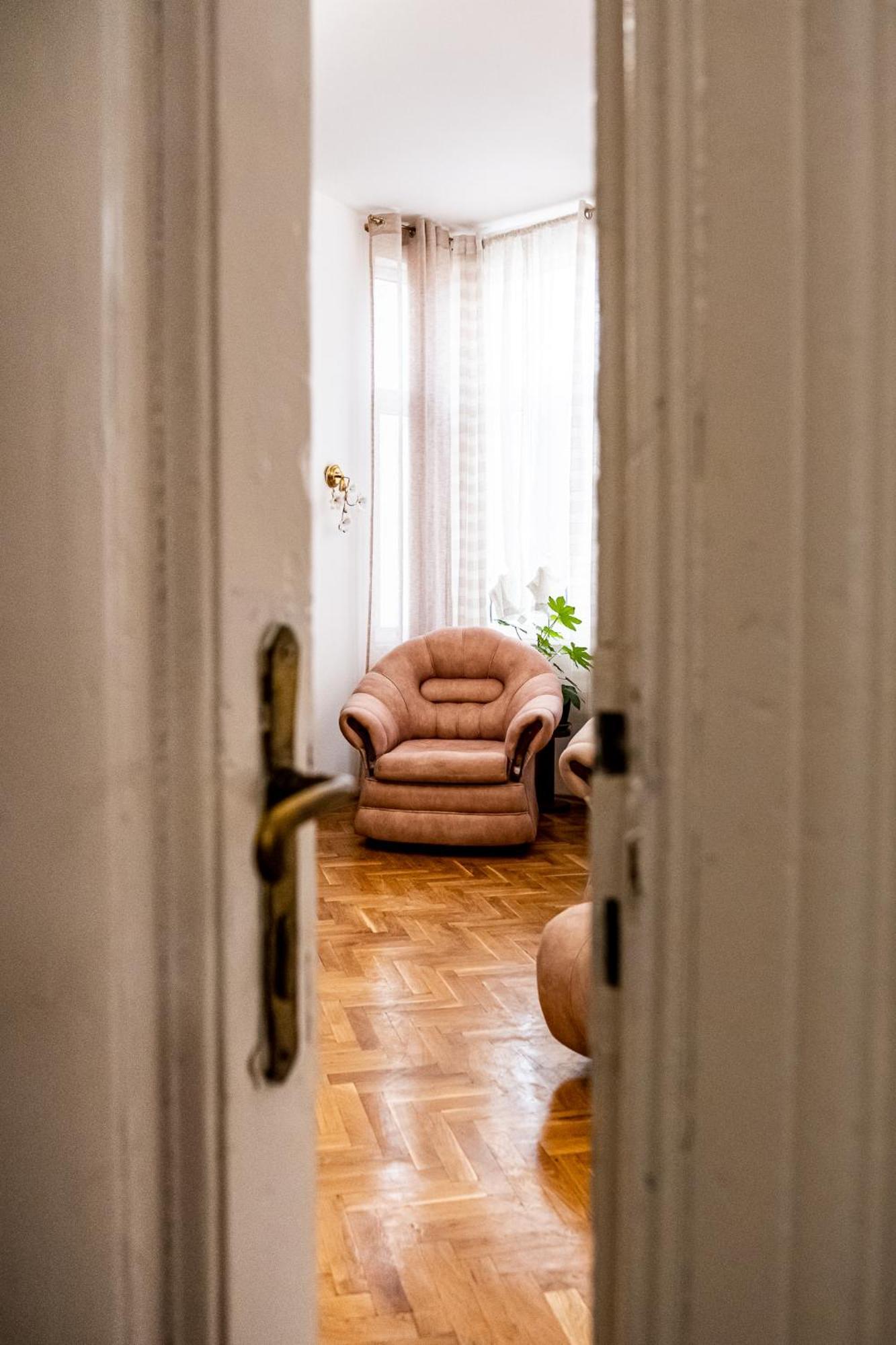 Aristocratic 2Bdrm Central Apartment Варна Екстер'єр фото