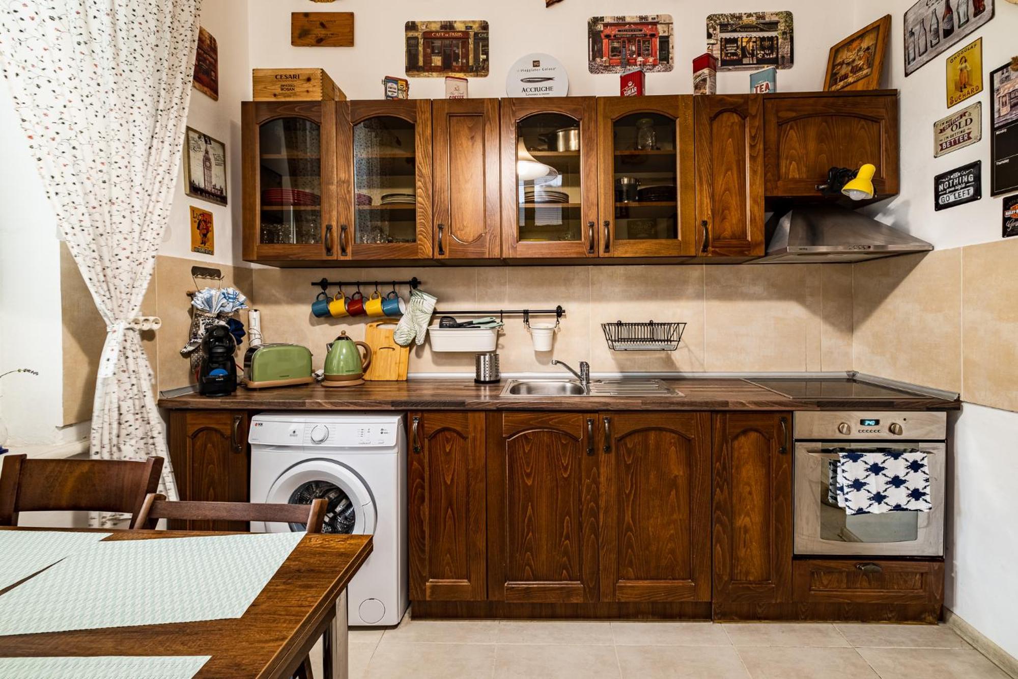 Aristocratic 2Bdrm Central Apartment Варна Екстер'єр фото